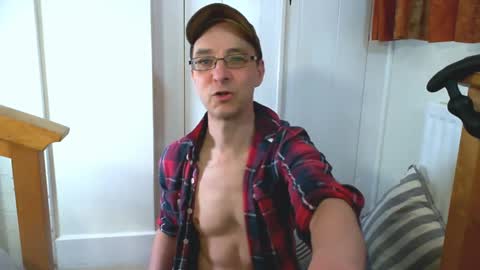 Max Davies online show from 03/26/26, 04:12