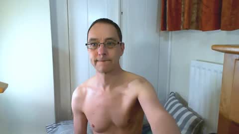 Max Davies online show from 04/17/26, 11:57