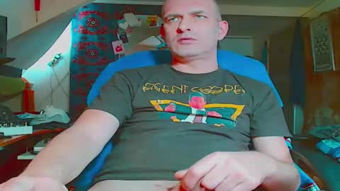 maxhardcore77 online show from 04/20/26, 10:51