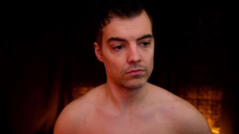 Max Hughes online show from 11/04/25, 04:33