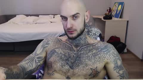Snapshot of maxi_foxxx chatting on 03/12/25, 05:46 Maximus Fox online show from 03/12/25, 05:46