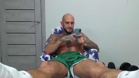 Snapshot of maxi_foxxx chatting on 10/11/25, 09:19 Maximus Fox online show from 10/11/25, 09:19