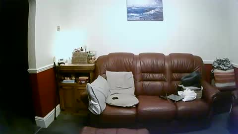 Snapshot of maxi_johnes chatting on 01/01/25, 12:32 MAX online show from 01/01/25, 12:32