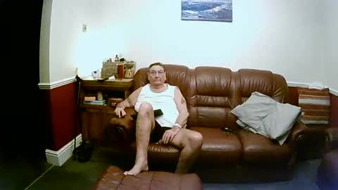 Snapshot of maxi_johnes chatting on 01/18/25, 11:55 MAX online show from 01/18/25, 11:55