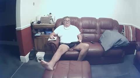 Snapshot of maxi_johnes chatting on 09/18/25, 09:50 MAX online show from 09/18/25, 09:50