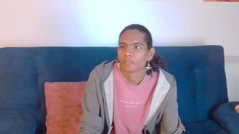 Maxi  Max online show from 06/19/26, 08:12