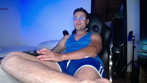 MAXI      online show from 02/06/25, 05:14