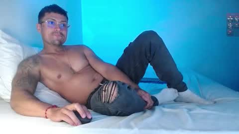 MAXI      online show from 02/26/25, 09:42