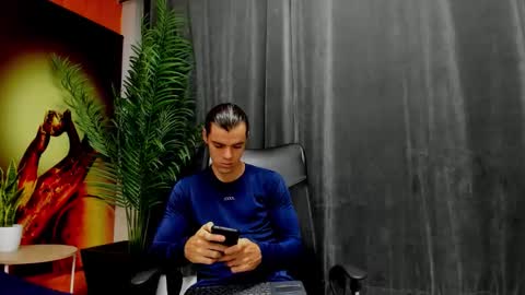 Snapshot of maxi_styles chatting on 02/20/26, 11:32 Alex online show from 02/20/26, 11:32