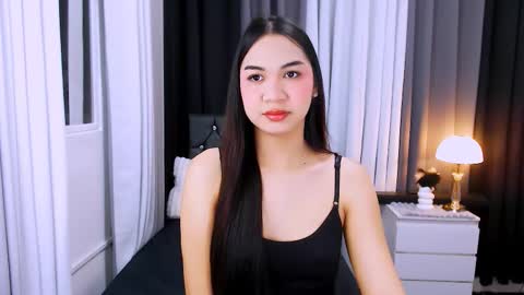 maxie greyson online show from 11/19/25, 05:40