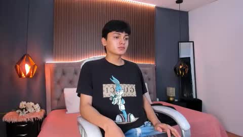 --  -- online show from 10/23/25, 12:15