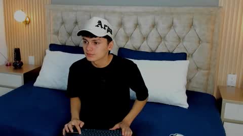 --  -- online show from 01/11/26, 02:49