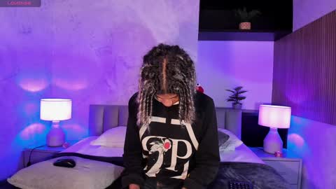 maxim online show from 02/05/25, 03:02