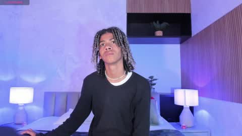 maxim online show from 02/09/25, 03:00