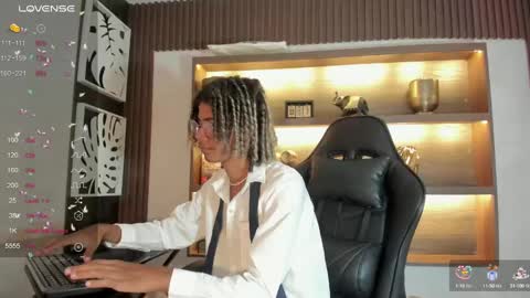 maxim online show from 02/16/25, 03:04