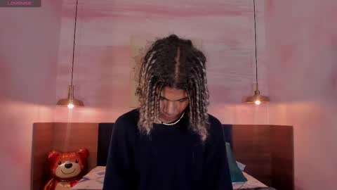 maxim online show from 02/27/25, 03:04