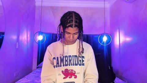 maxim online show from 11/26/25, 02:56