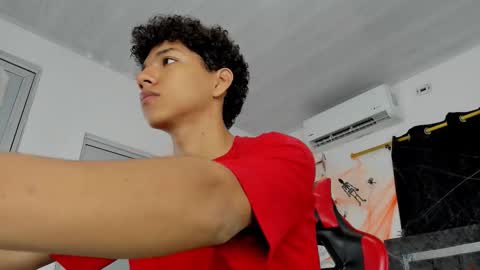 Maximiliano online show from 11/02/25, 08:44