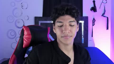 Maximiliano online show from 11/13/25, 07:46