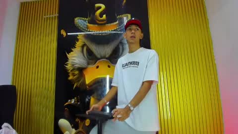 maximo_grayt_ online show from 05/11/26, 04:04