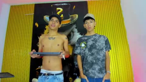 maximo_grayt_ online show from 05/15/26, 12:34