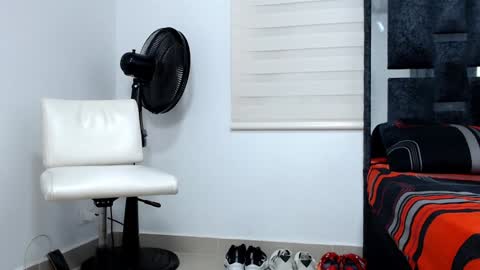 Snapshot of maximo_sebastian chatting on 01/19/25, 03:08 Maximo Sebastian online show from 01/19/25, 03:08