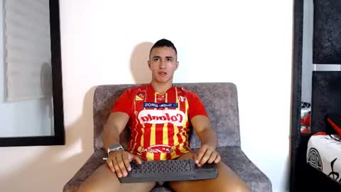 Maximo Sebastian online show from 07/15/26, 05:02