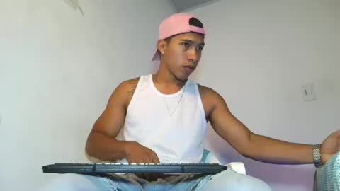 Maximo Aron Vega online show from 04/02/26, 08:39