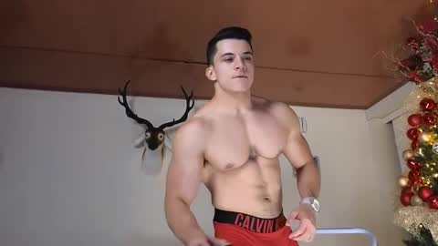 Sebastian online show from 01/04/25, 11:17