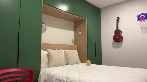 Sebastian online show from 11/29/25, 01:30