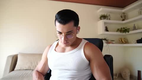 Sebastian online show from 02/11/26, 02:44