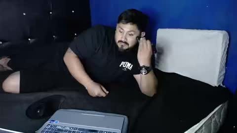 Snapshot of maximohot03 chatting on 09/13/25, 03:50 maximohot03 online show from 09/13/25, 03:50