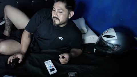 Snapshot of maximohot03 chatting on 09/14/25, 04:11 maximohot03 online show from 09/14/25, 04:11