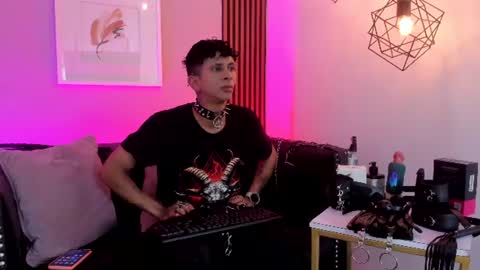MAXIMO online show from 07/04/26, 03:45