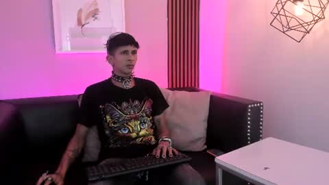 MAXIMO online show from 07/17/26, 01:56