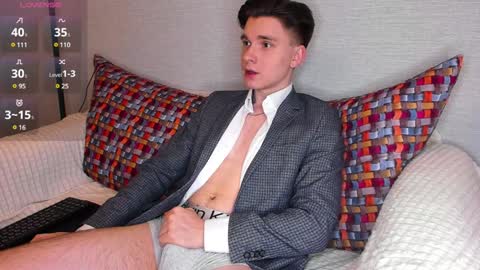 Max online show from 02/02/25, 06:42