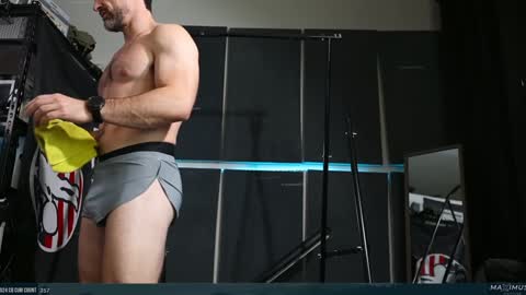 Snapshot of maximus_787 chatting on 02/02/25, 06:53 Maximus7871 online show from 02/02/25, 06:53