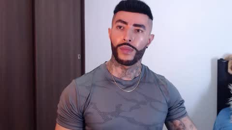 Independent Model online show from 01/09/25, 06:27