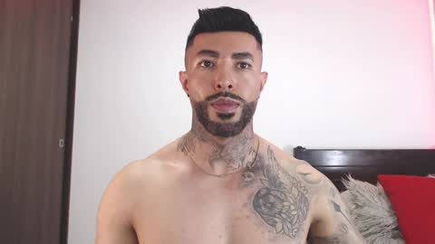 Independent Model online show from 03/15/26, 02:39