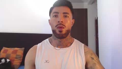 Snapshot of maximus_golden chatting on 07/16/26, 04:18 Independent Model online show from 07/16/26, 04:18