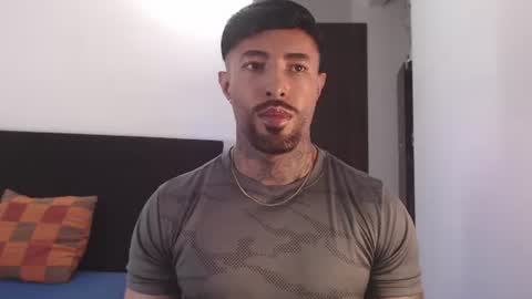 Snapshot of maximus_golden chatting on 07/20/26, 02:48 Independent Model online show from 07/20/26, 02:48