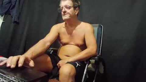 Max online show from 01/31/25, 09:37