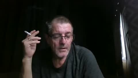 Max online show from 03/09/25, 01:35