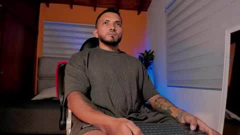 Maximus Clark online show from 03/17/26, 01:32