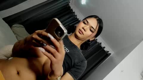 maxyy online show from 10/10/25, 12:37