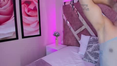 Snapshot of maxirogers chatting on 01/13/26, 11:48 Maxi Rogers online show from 01/13/26, 11:48