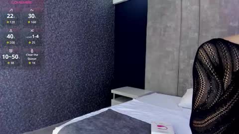 Snapshot of maxirogers chatting on 01/16/26, 09:35 Maxi Rogers online show from 01/16/26, 09:35