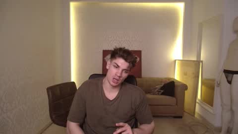 MaxKaiden online show from 03/05/25, 08:21