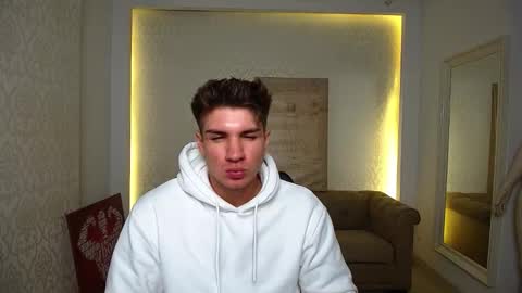 MaxKaiden online show from 10/03/25, 06:43