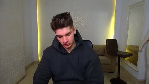 MaxKaiden online show from 02/06/26, 07:02